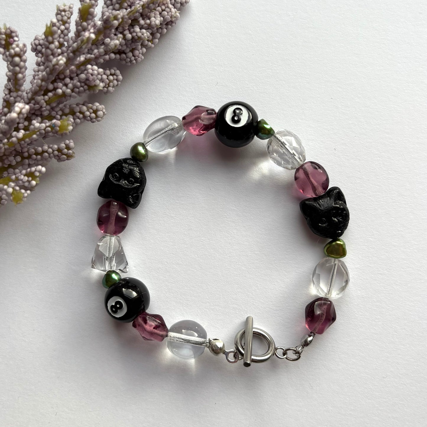 Superstitious bracelet - beaded with glass cat, pearl and 8 ball charms