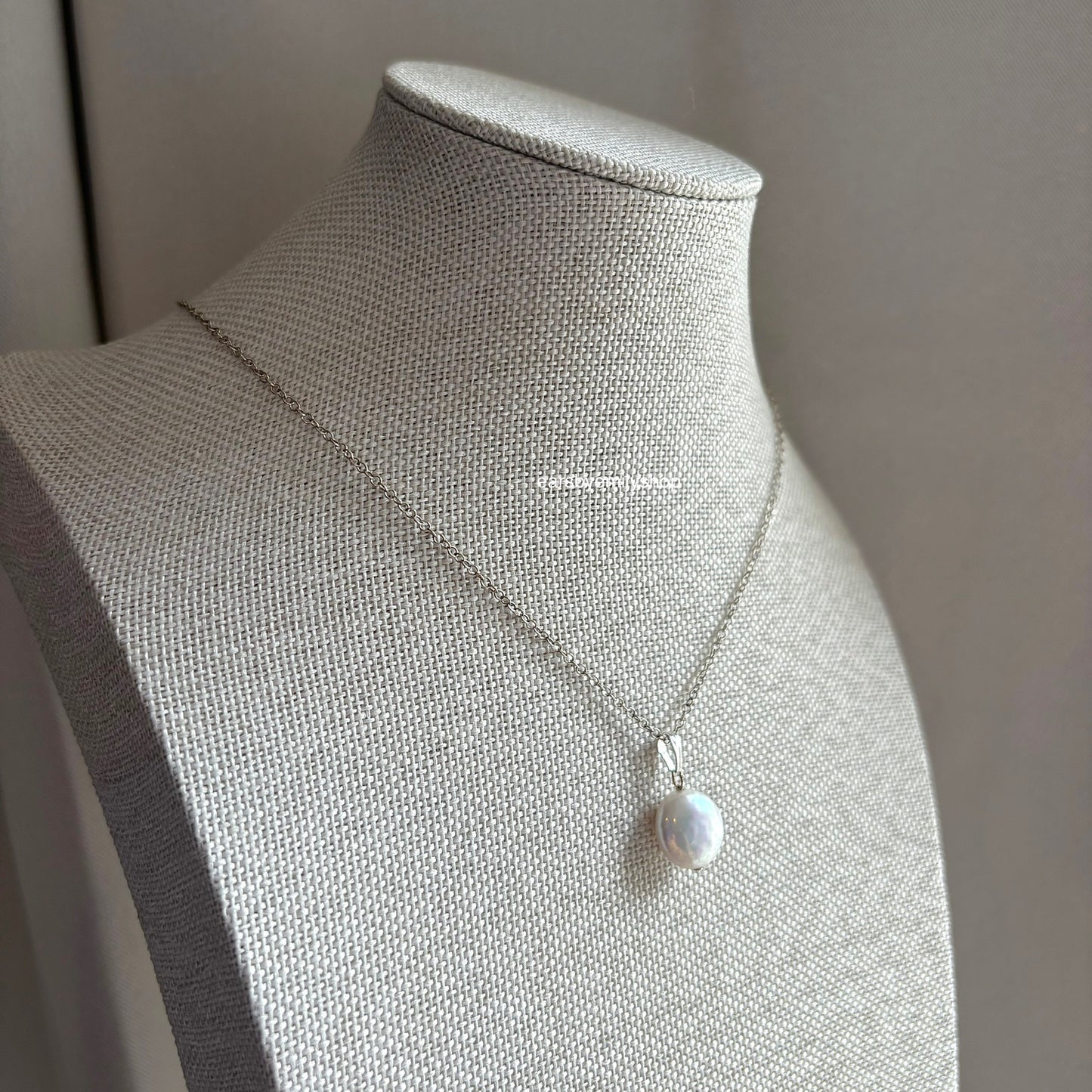 Sterling silver round circle coin pearl necklace