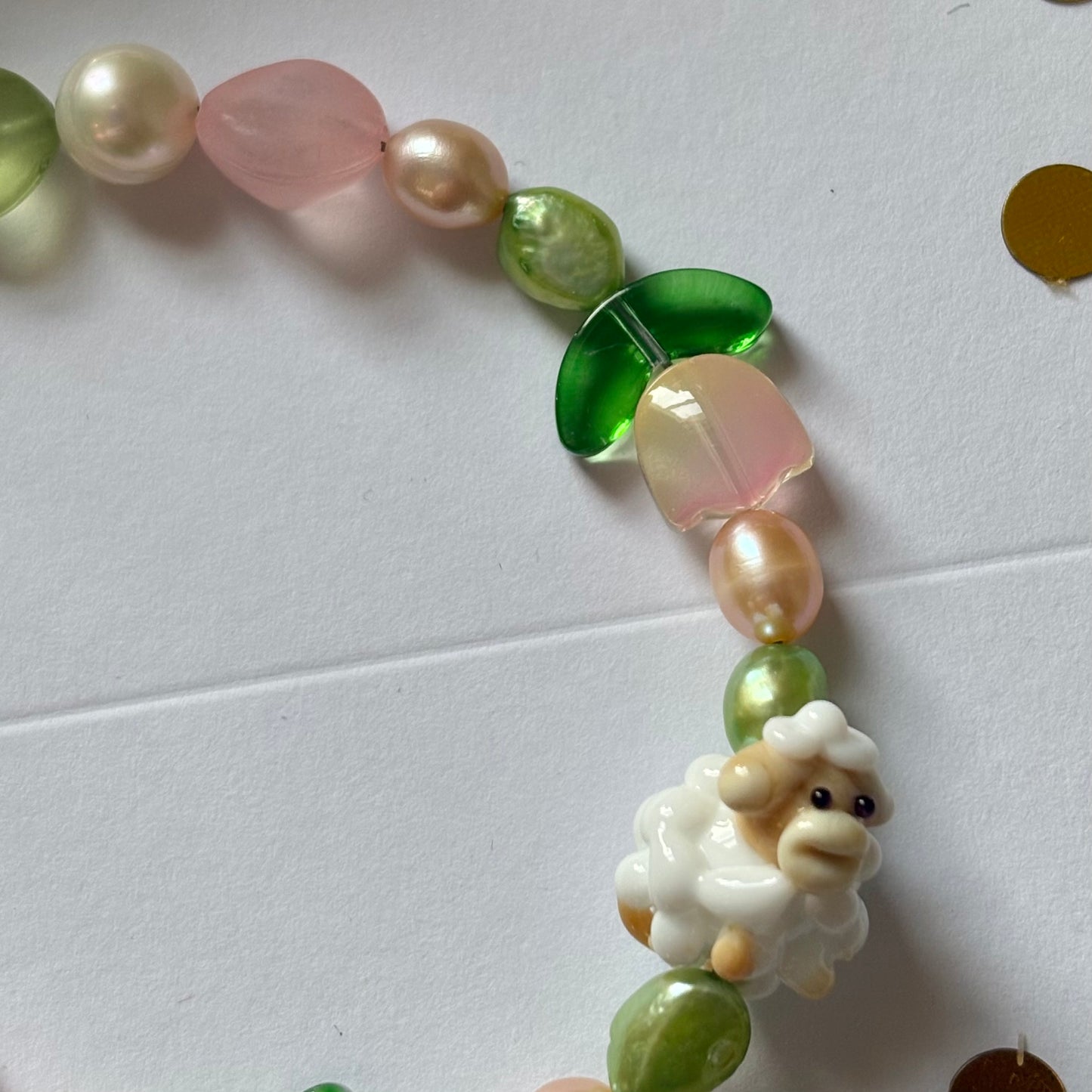 Handmade sheep spring green and pink pearl beaded hypoallergenic bracelet