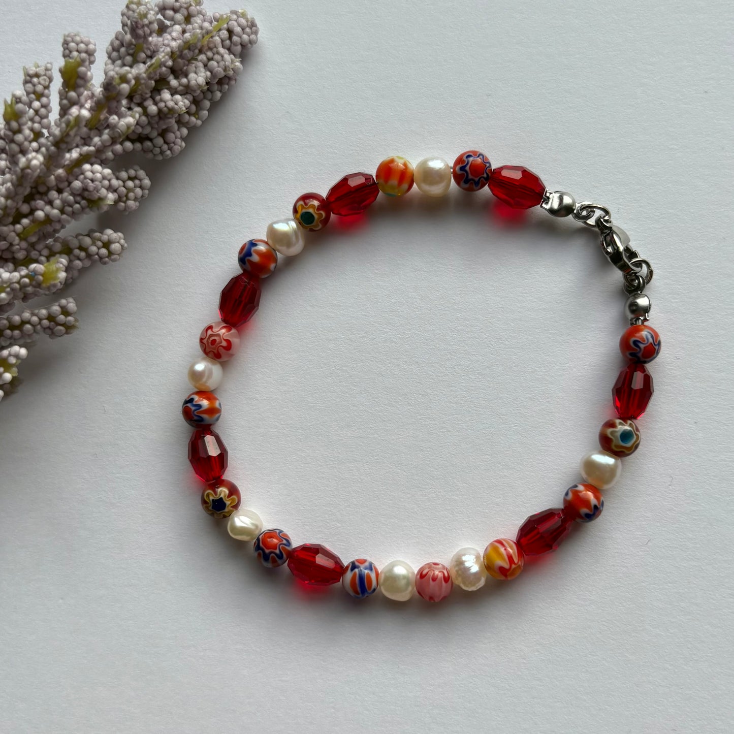 Rogue Pearl bracelet - red and white bracelet featuring freshwater pearls bracelet