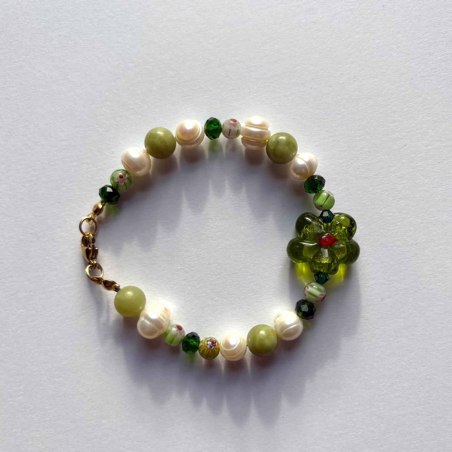 Pearl Meadow bracelet - green jade crystal and freshwater pearl flower