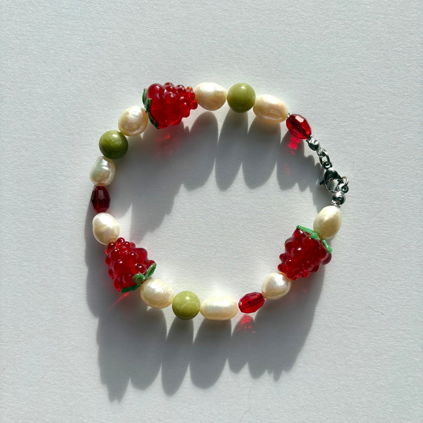 The Fruit basket bracelet - red raspberries, freshwater pearls and green jade crystals