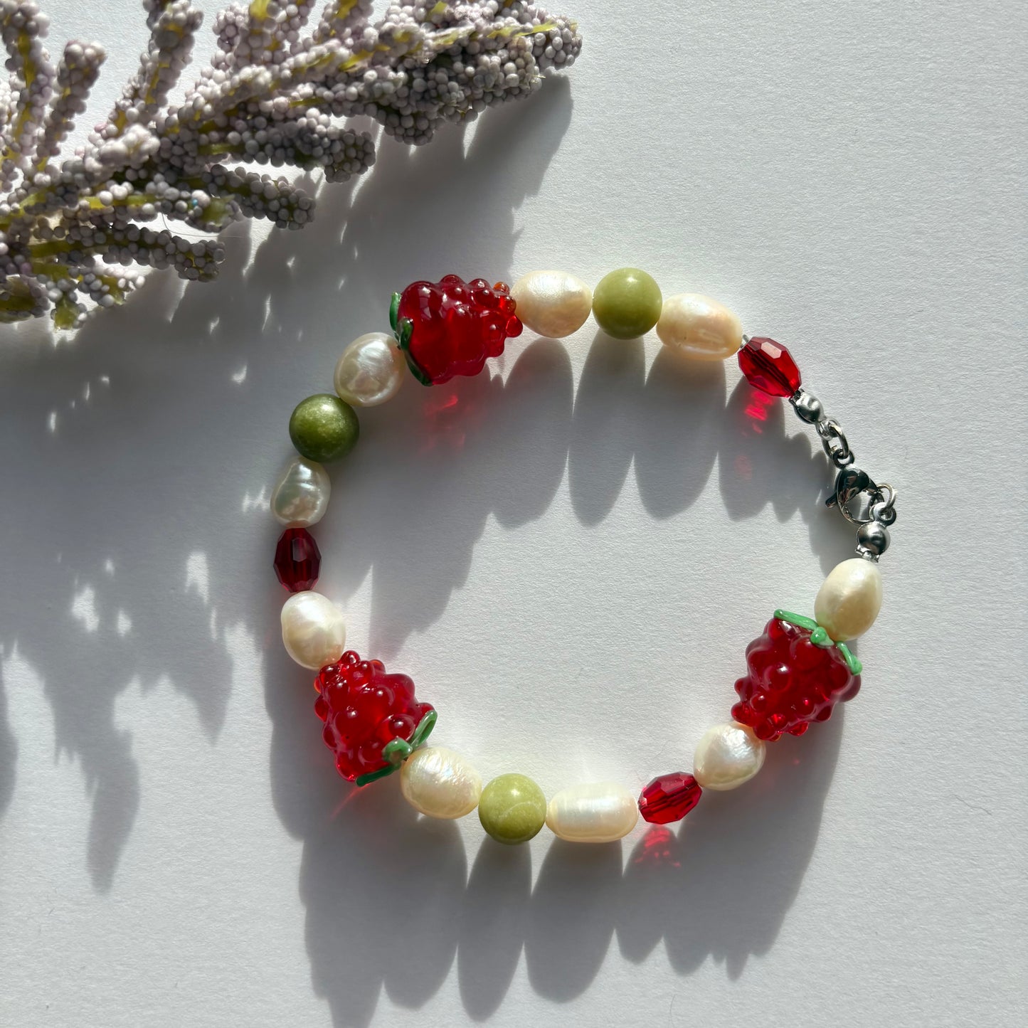 The Fruit basket bracelet - red raspberries, freshwater pearls and green jade crystals